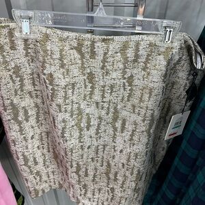 Calvin Klein Textured Beige and Gold A-Line Skirt Size 16
